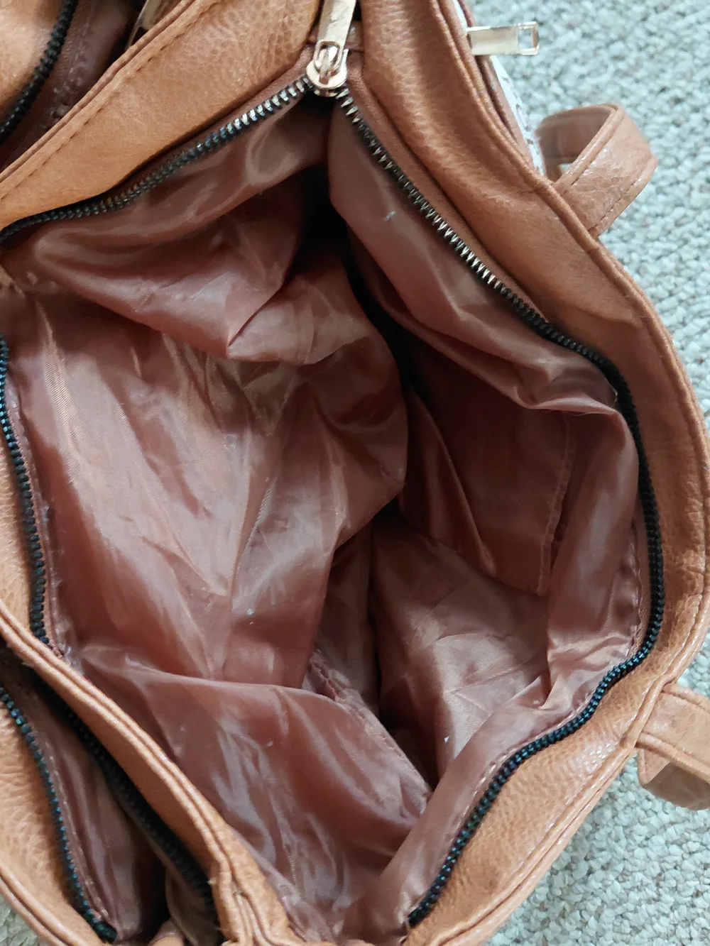 Beverly Hills Polo Club Tan & White Logo Tote Bag - Picture 5 of 7